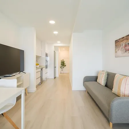 Castle With Balcony By Canariasgetaway * لاس بالماس دي غران كاناريا