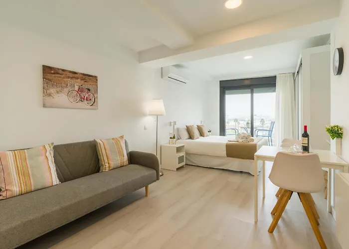 Castle With Balcony By Canariasgetaway * Лас-Пальмас-де-Гран-Канарія